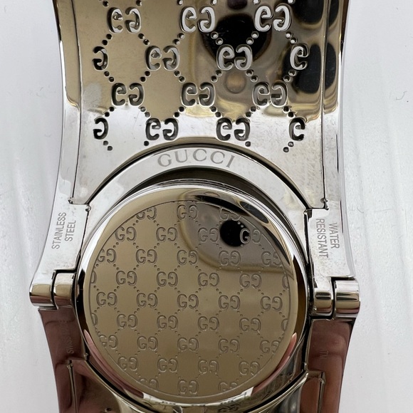 Gucci Twirl Stainless Steel Bangle Bracelet Watch - Picture 11 of 12
